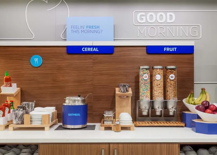 Express & Chicago West-o'hare Arpt Area By Ihg Hotel 2*