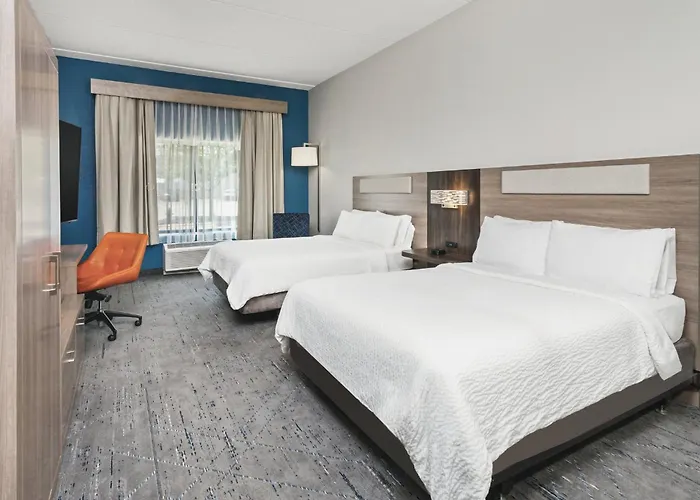 Express & Chicago West-o'hare Arpt Area By Ihg 2*