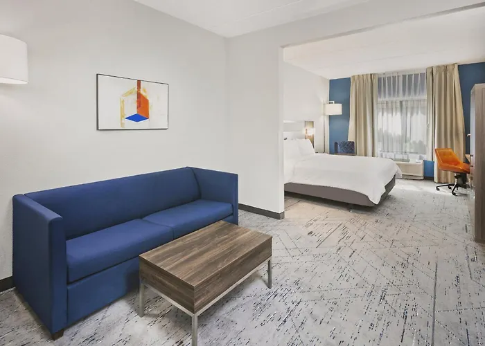Express & Chicago West-o'hare Arpt Area By Ihg