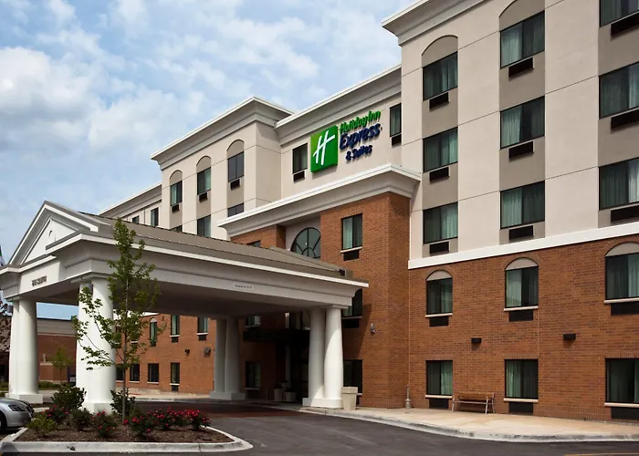 Express & Chicago West-o'hare Arpt Area By Ihg Hotel