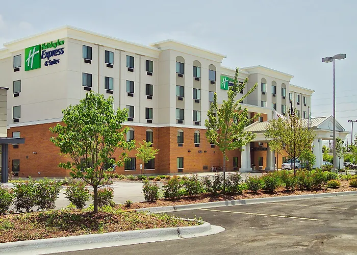 Express & Chicago West-o'hare Arpt Area By Ihg Hotel